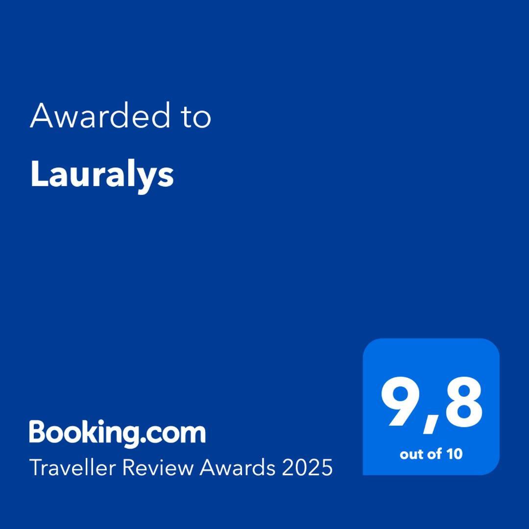 Lauralys Hotell Mons Exteriör bild